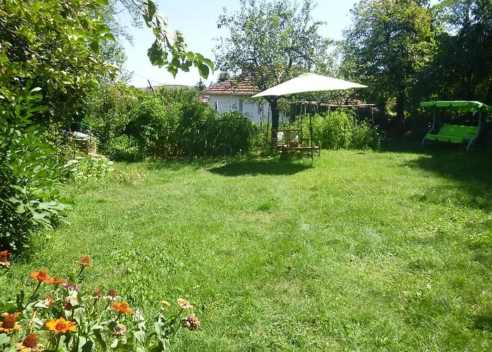 Tanya's House Kŭrpachevo